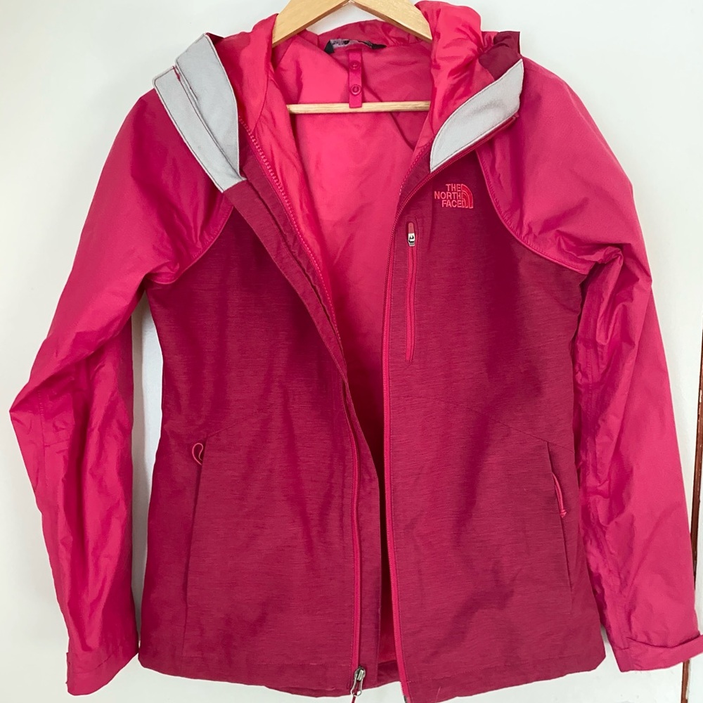 North Face Dryvent Women’s Jacket